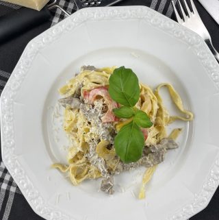 krämig lövbiffspasta