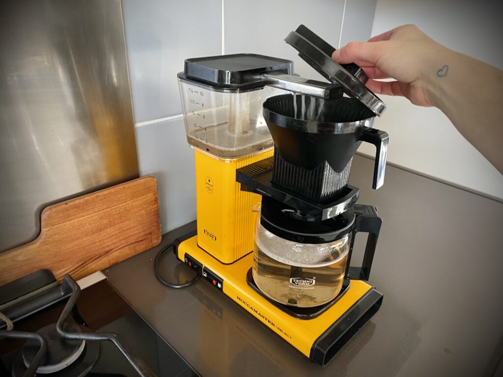 koffiezetapparaat schoonmaken met soda