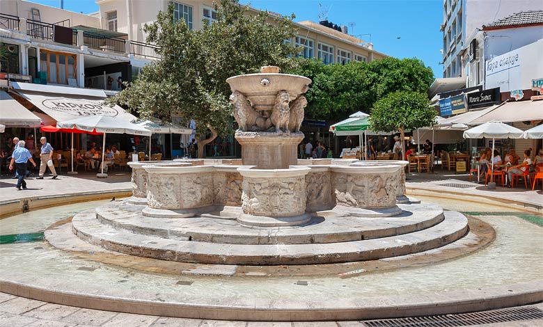 Den venetianska lejonfontänen i Heraklion