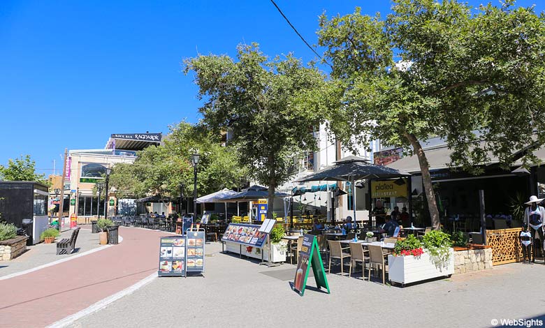 Platanias restaurang