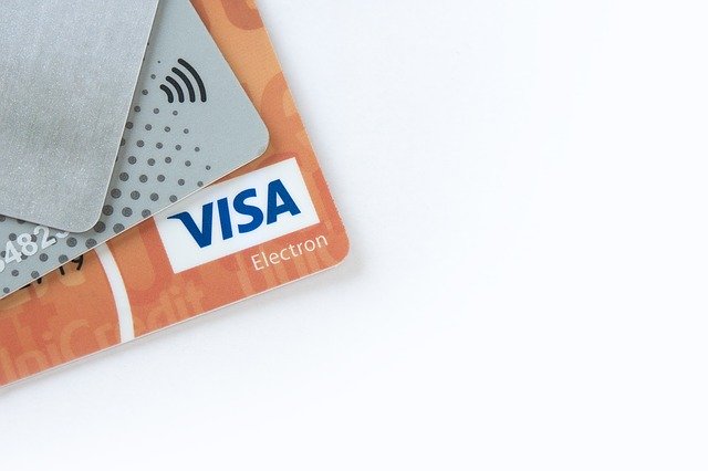 Mit Kryptowährungen per Debit-Card bezahlen