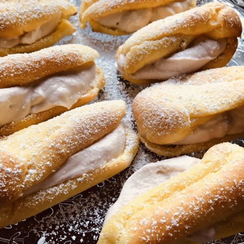 Himbeer-Eclaires