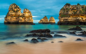 Praia do Camilo bij Lagos aan de Algarve in Portugal