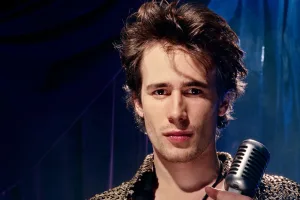 En poetisk og dybt personlig dokumentar om Jeff Buckley, der river i hjertet og vækker musikken til live igen.