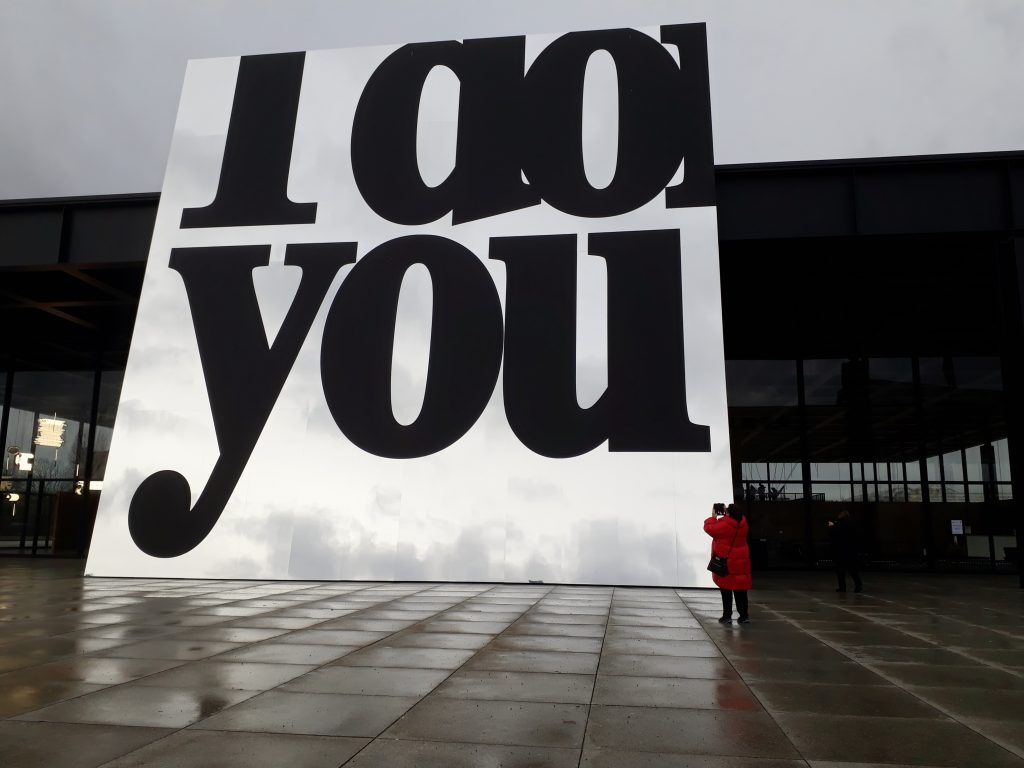 Monica Bonvicini, "I do You", Ausstellung, Neue Nationalgalerie. Foto © Urszula Usakowska-Wolff