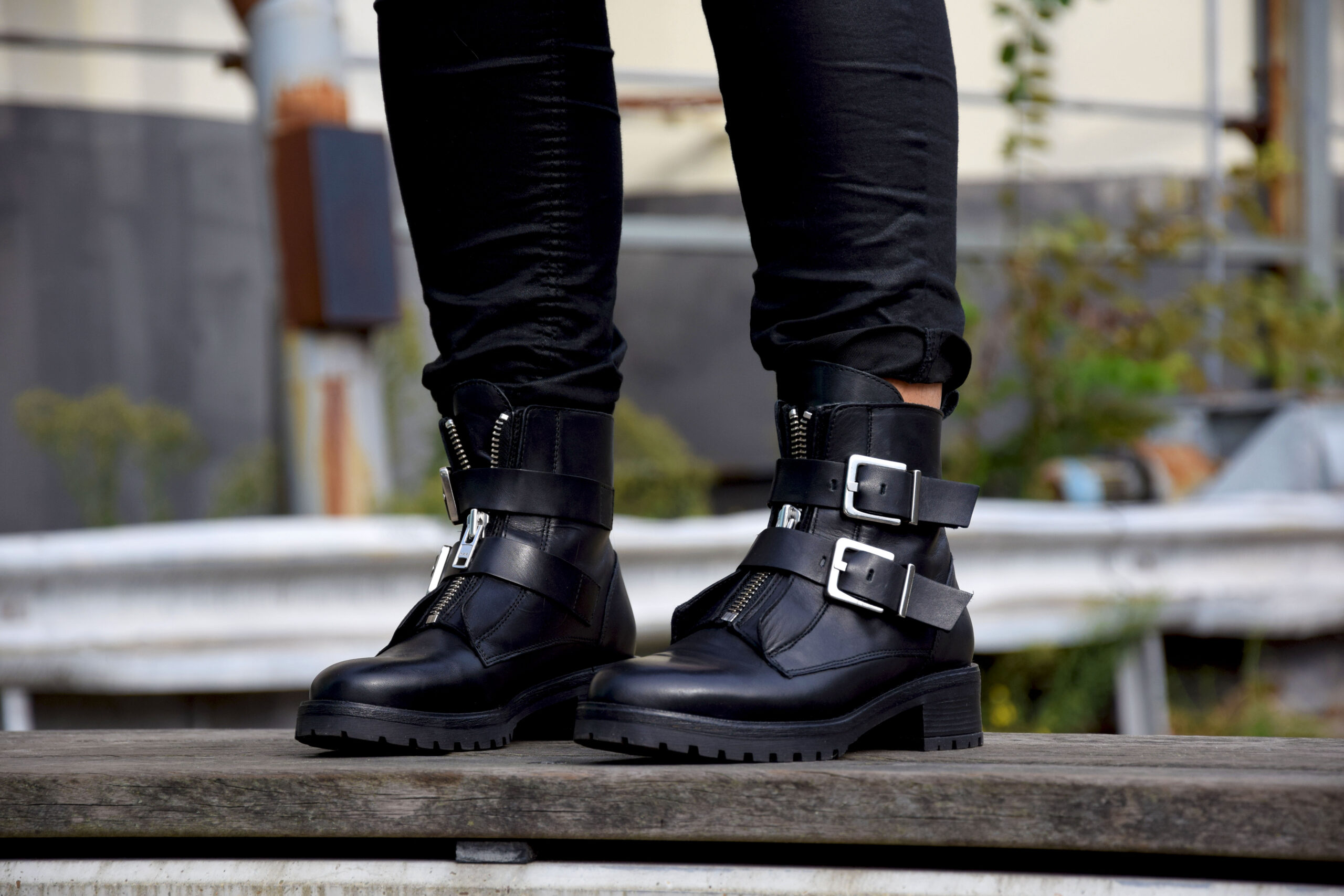 kuukskes' winter essentials: de biker boots | samenwerking met Manfield