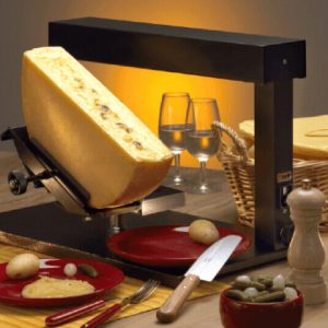 Plateau de fromages à raclette et charcuteries - La Cabanière