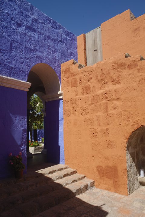 Convent of Santa Catalina and its color palette 05