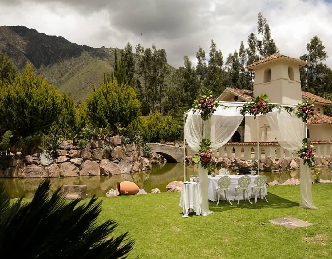 For the most romantic people Say I do in Peru b