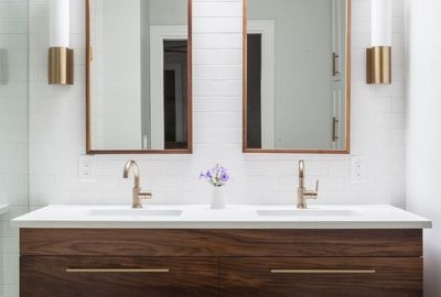 How to choose the best vanity lighting for your bathroom 03c