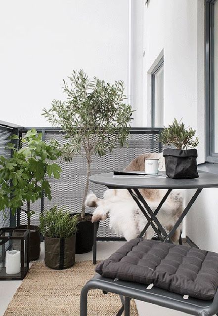 How to decorate a hygge balcony and not die in the attempt 09