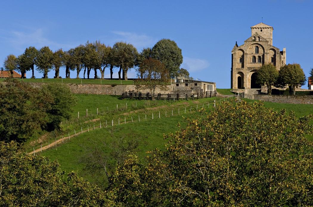 Gite Allier La Maison du Village Caché au coeur de l'Auvergne