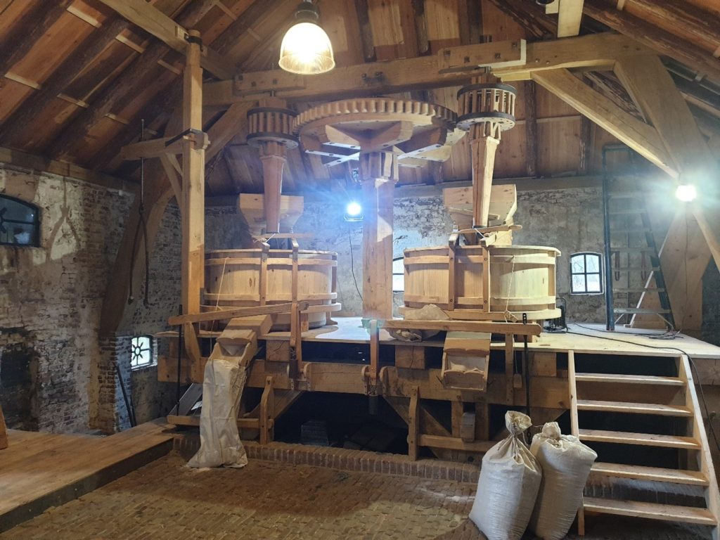 Maart 2022, de watermolen is hersteld. Iets om trots op te zijn!