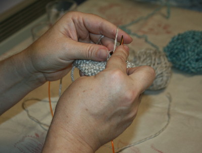 atelier aiguilles circ_1561 tricoter avec des aiguilles circulaires