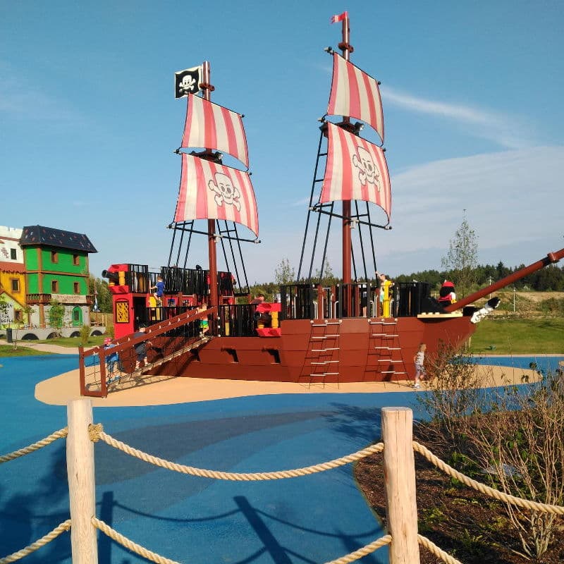 Parque Barco Pirata - Hotel Pirate Island - Legoland Alemania