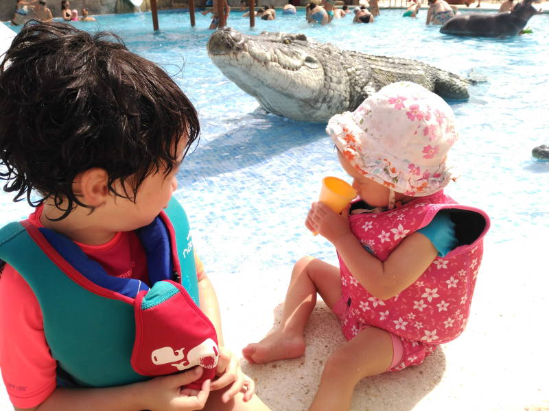 Chaleco de natación bebés o niños - Flotador seguro - Piscina Resort vacaciones
