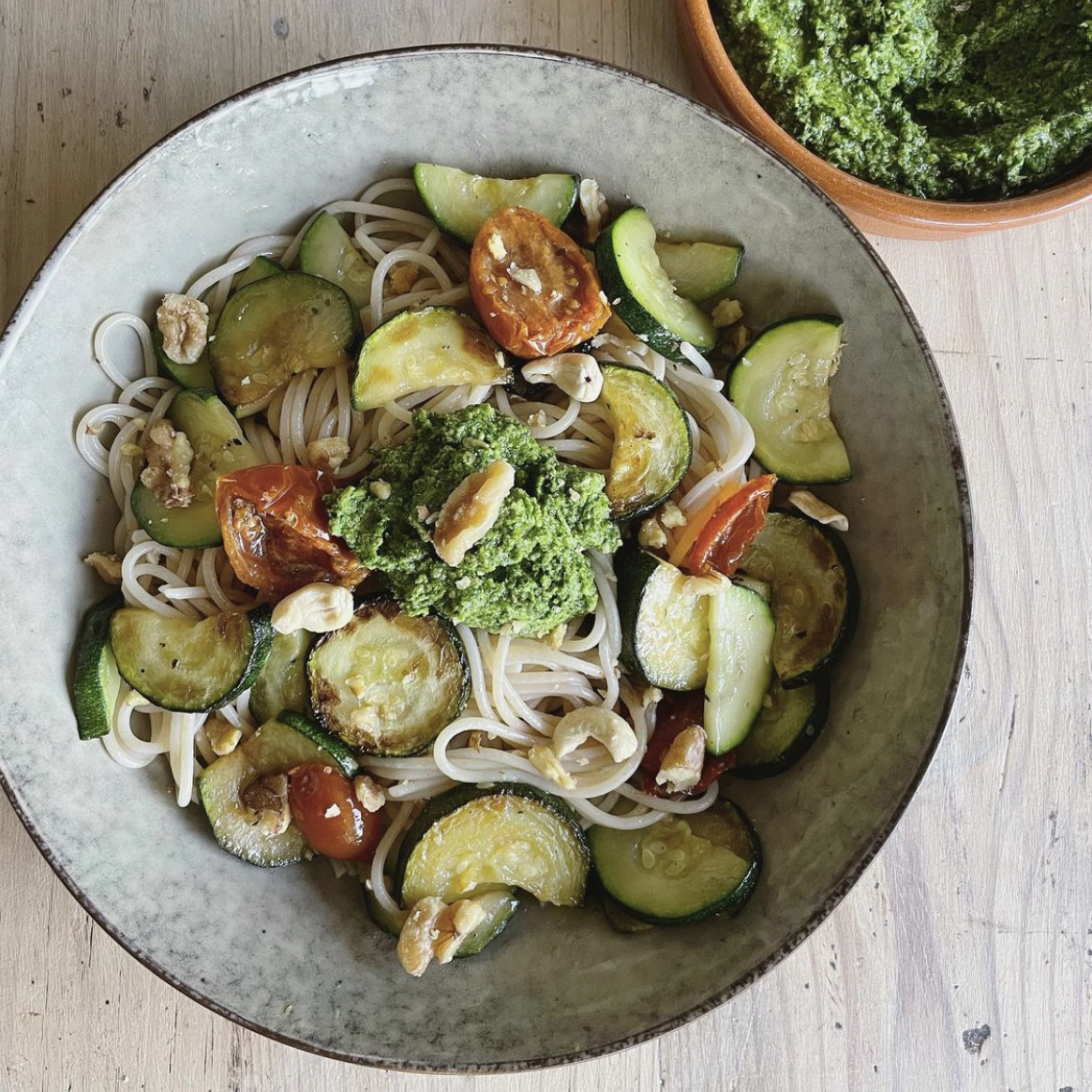 Vegan pasta pesto