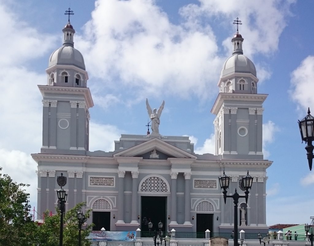 LatinA Tours Kuba Santiago de Cuba - City, Tour, Church, Street, View, Cuba
