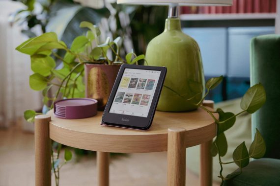 The Rakuten Kobo Clara Color eReader introduces a groundbreaking way to enjoy digital books.