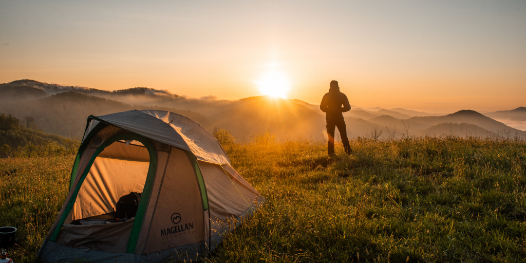 Essential Camping Gear for a Comfortable Outdoor Experience