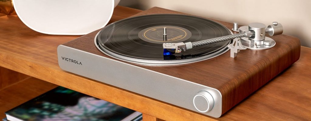 The Victrola Stream Sapphire is engineered with the vinyl purist in mind. 