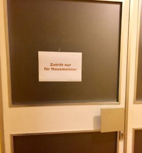 Gestatten? Hausmeister.