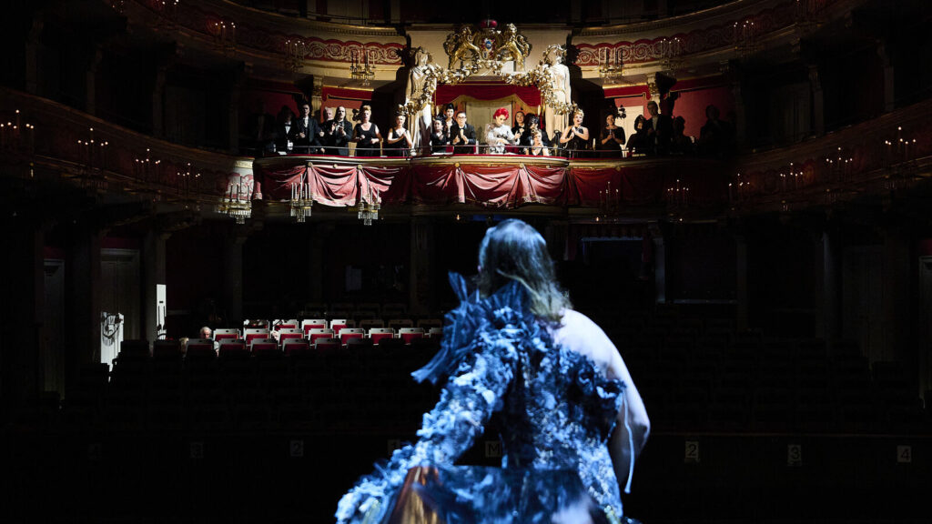 All diese feinen Leute!