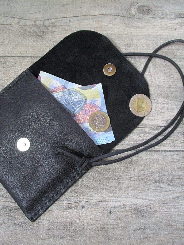 Brustbeutel Portemonnaie neck_pouch Leder schwarz-silber Sterne - MONDSPINNE® Ledertaschenmanufaktur