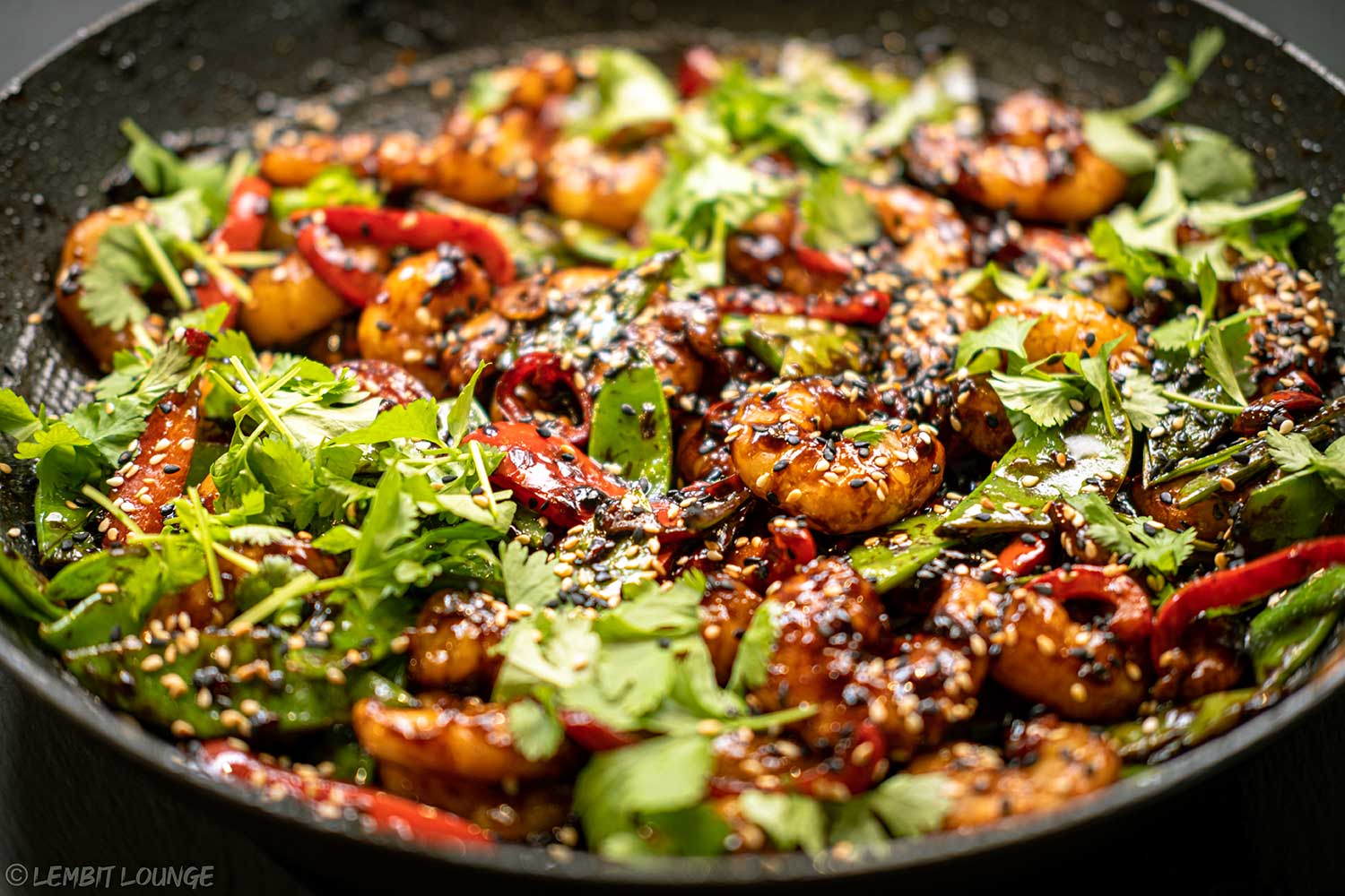 Garlic Shrimp Stir Fry asian sauce chili bell pepper