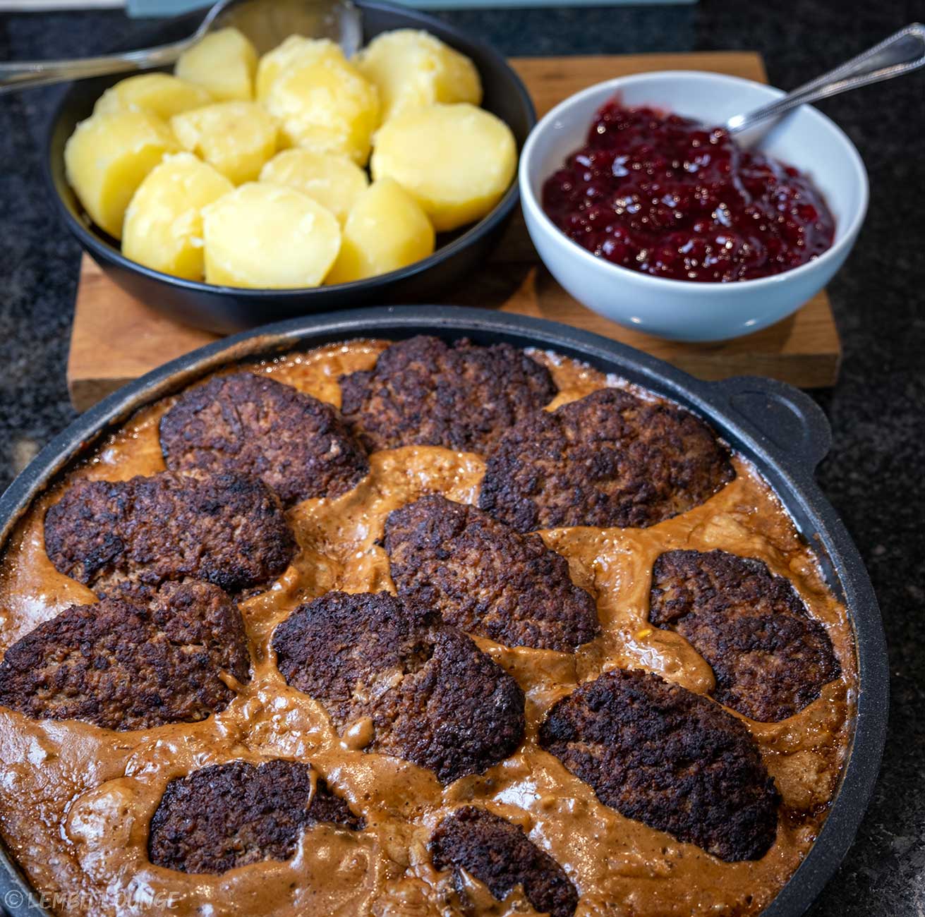 Gorgeous Fluffy Salisbury Steak with creamy sauce