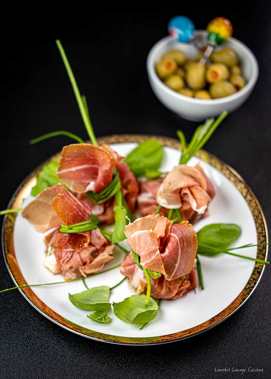 prosciutto wrapped goat cheese with honey and walnuts chévre easy keto quick stunning looks