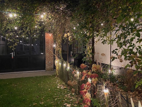 Illumination de jardin extérieur à Etterbeek dans une salle en location