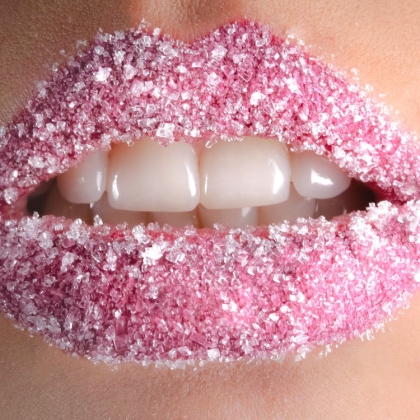 10 wonderlijke tips om je lippen te beschermen.