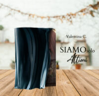 Cover reveal “Siamo solo attimi” di Valentina C.