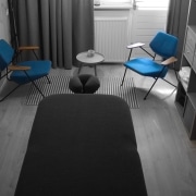massagepraktijk wezep stoelen gesprek massageruimte