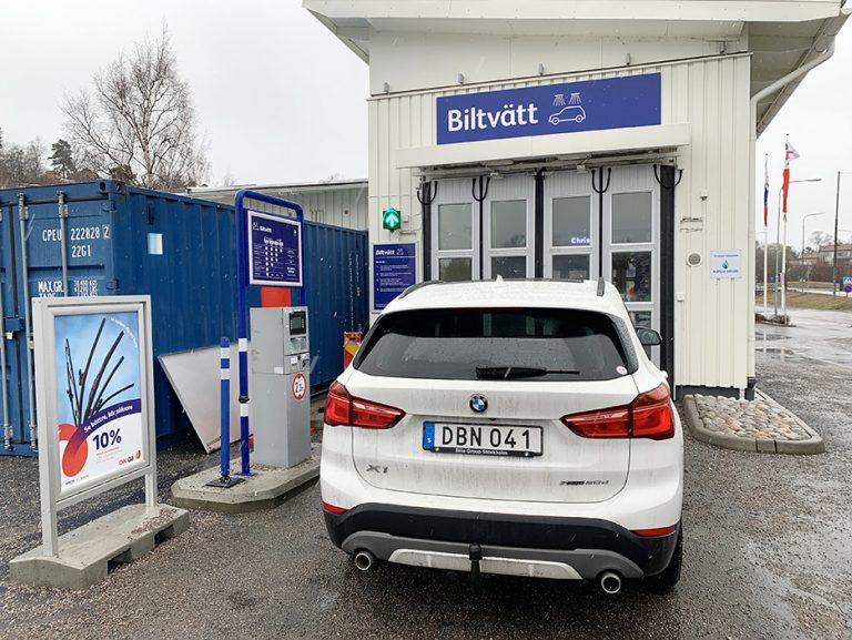 Renare biltvätt i biltvätt