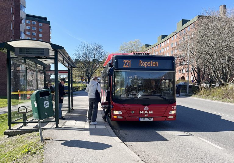 Färre avgångar för bussar på Lidingö