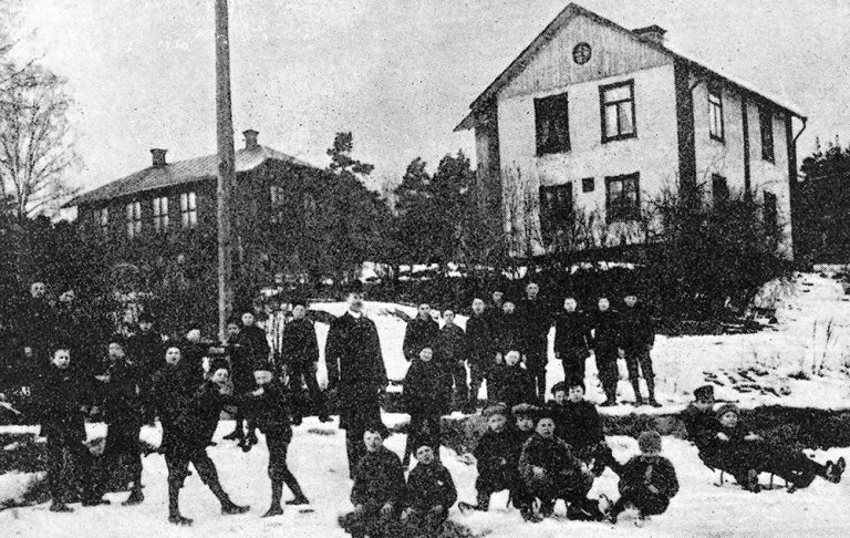 Gubbröra om Lidingös första skolhus