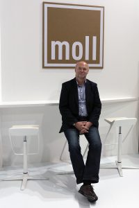 Sympathischer Möbeldesigner zum Anfassen: Martin Moll.