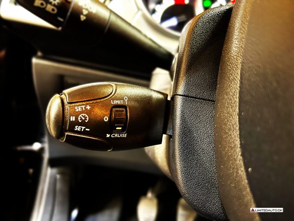 Citroën C3 1,6 e-HDi 90 Seduction 5d - Image 7