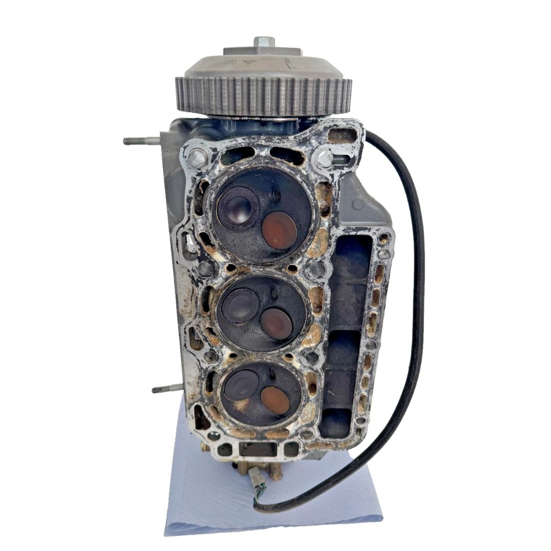 Honda 35HP Used Cylinder Head BF35A Four Stroke. E: 197317410822