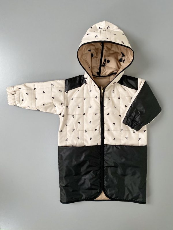 Childrens padded jacket with hood and black cherries