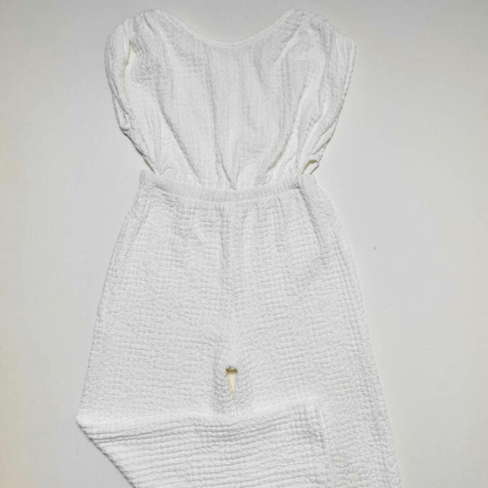 Zara 128: Jumpsuit wit (vlekje)