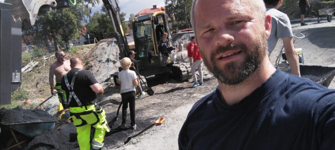 Så ska en pumptrack byggas