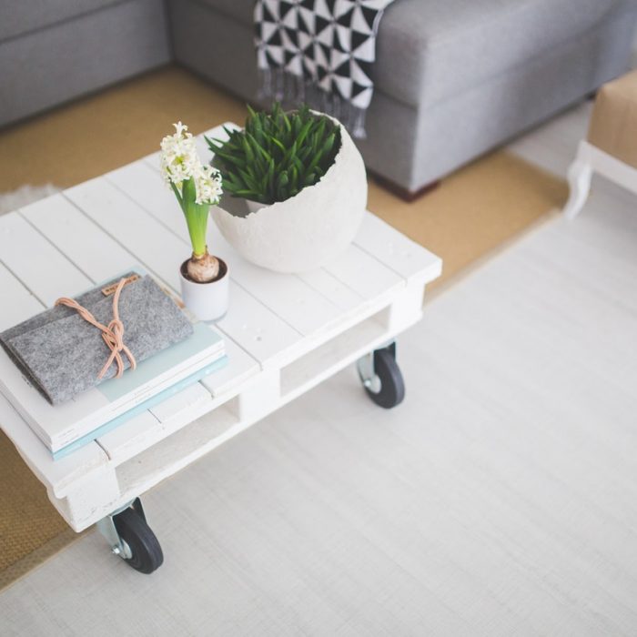 table-white-home-interior