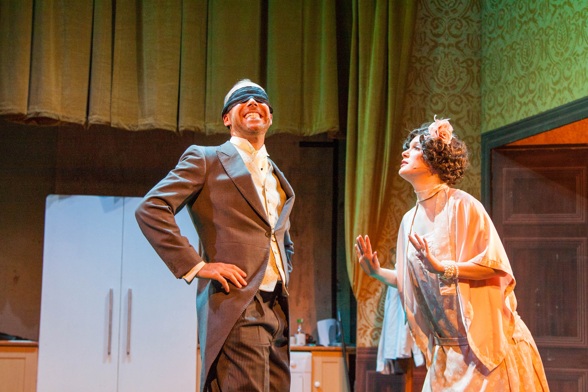 DROWSY_CHAPARONE_AMATEUR_DRAMATICS_ESSEX_LODS