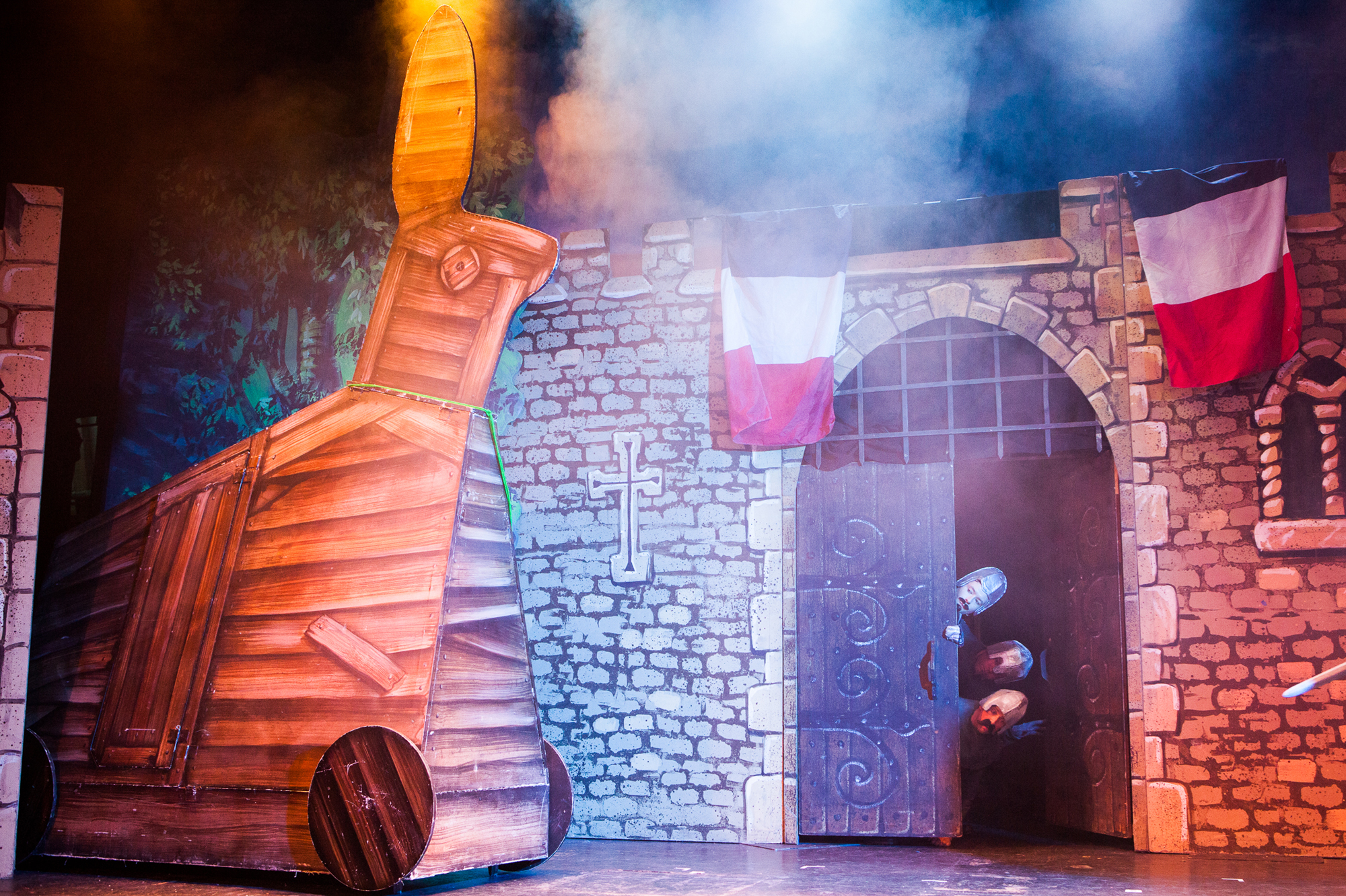 SPAMALOT_AMATEUR_DRAMATICS_ESSEX_LODS