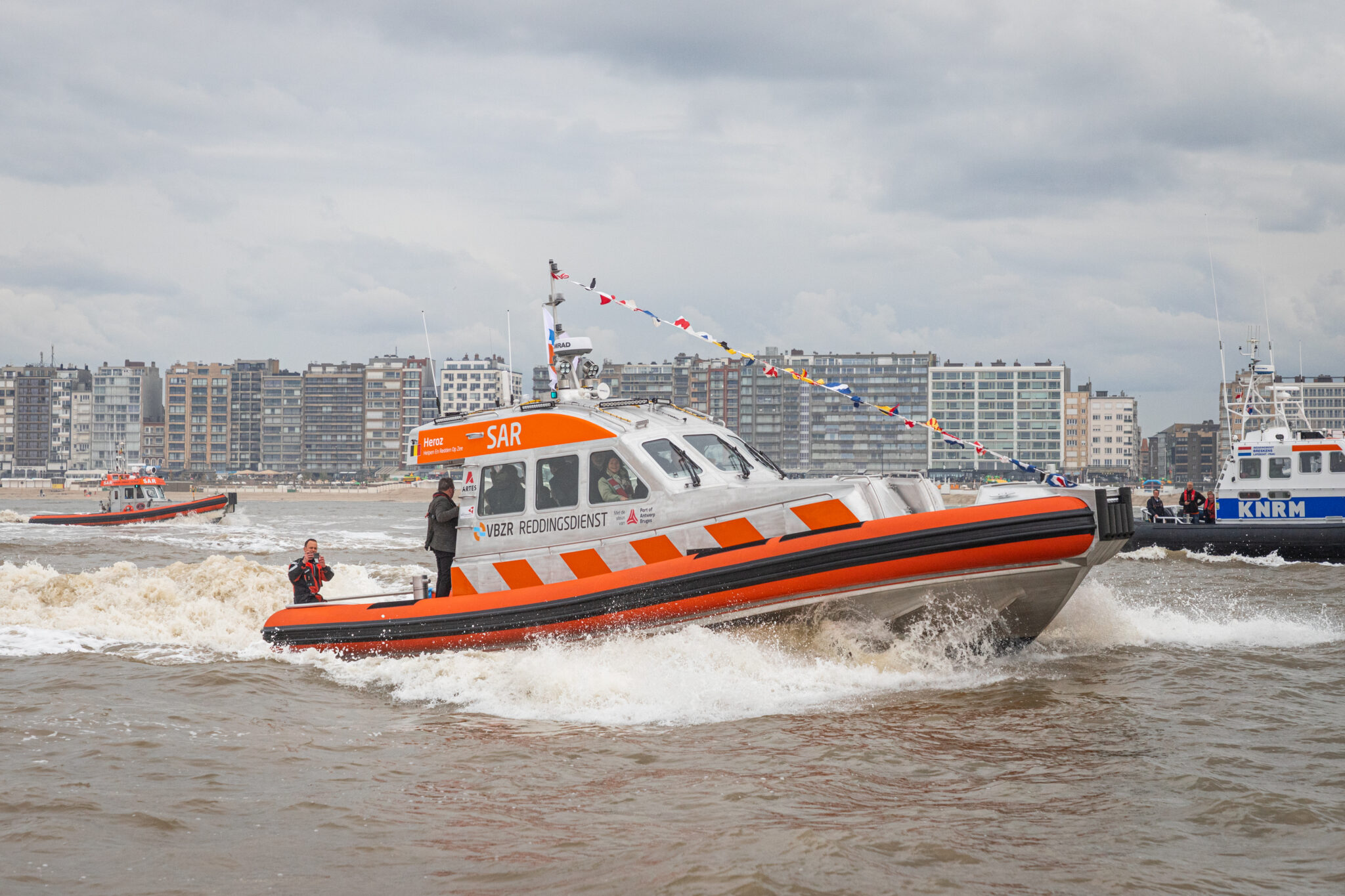 Visboot motorruimte vol met olie - rss 07 IMG 9276 2048x1365