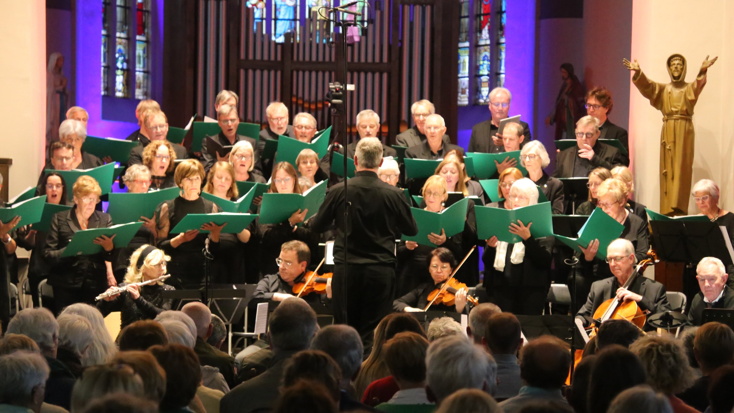 Requiem in de Onze-Lieve-Vrouwekerk sluit een druk weekend in Brugge en Damme af