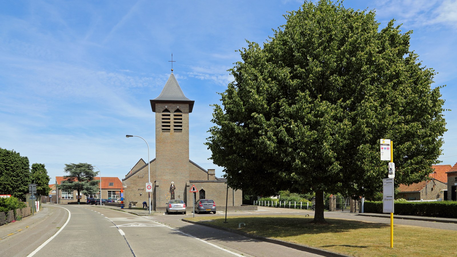 Vergeten wandelpad in Den Hoorn is weer open, met twee nieuwe brugjes